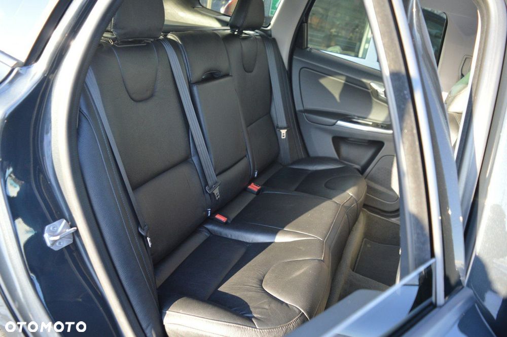 Volvo XC 60 D3 Drive-E Kinetic - 30