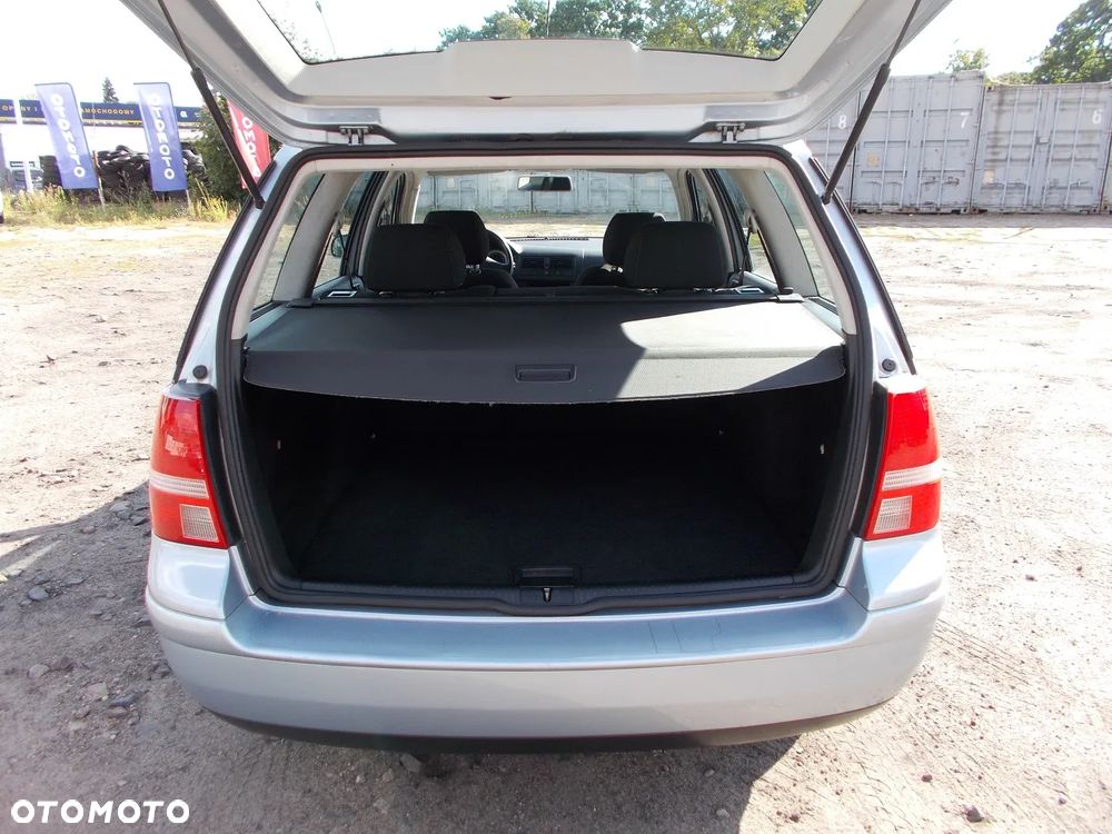 Volkswagen Golf Variant 1.6 Pacific - 9