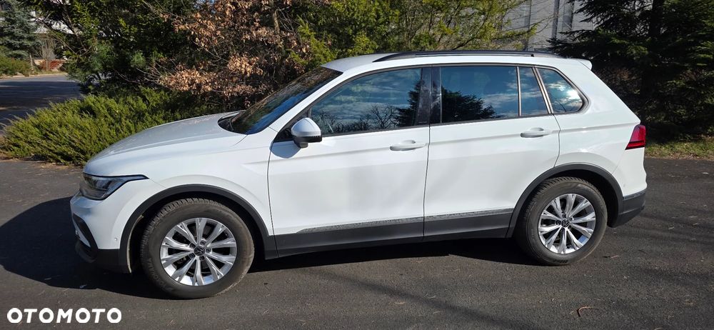 Volkswagen Tiguan - 16