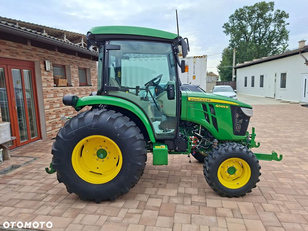 John Deere 4049R 4X4 - 4