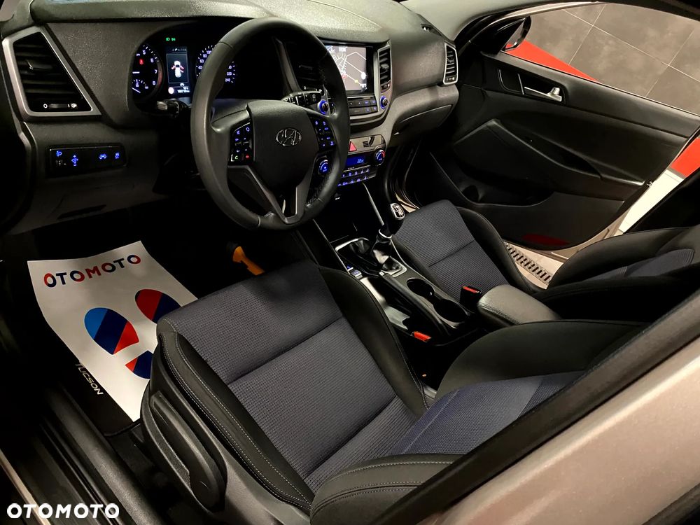 Hyundai Tucson 1.6 GDi 2WD Select - 16