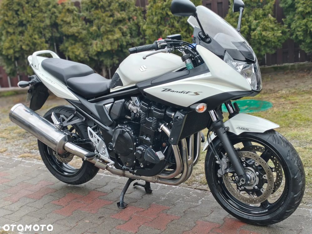 Suzuki Bandit - 1