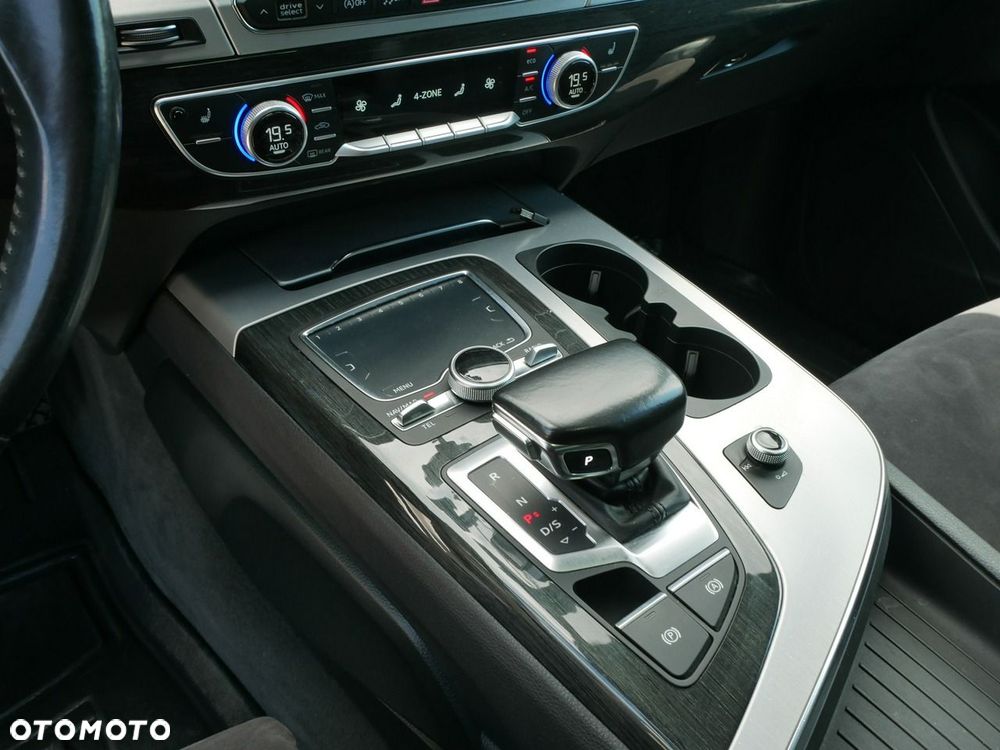 Audi Q7 3.0 TDI Quattro Tiptronic - 8