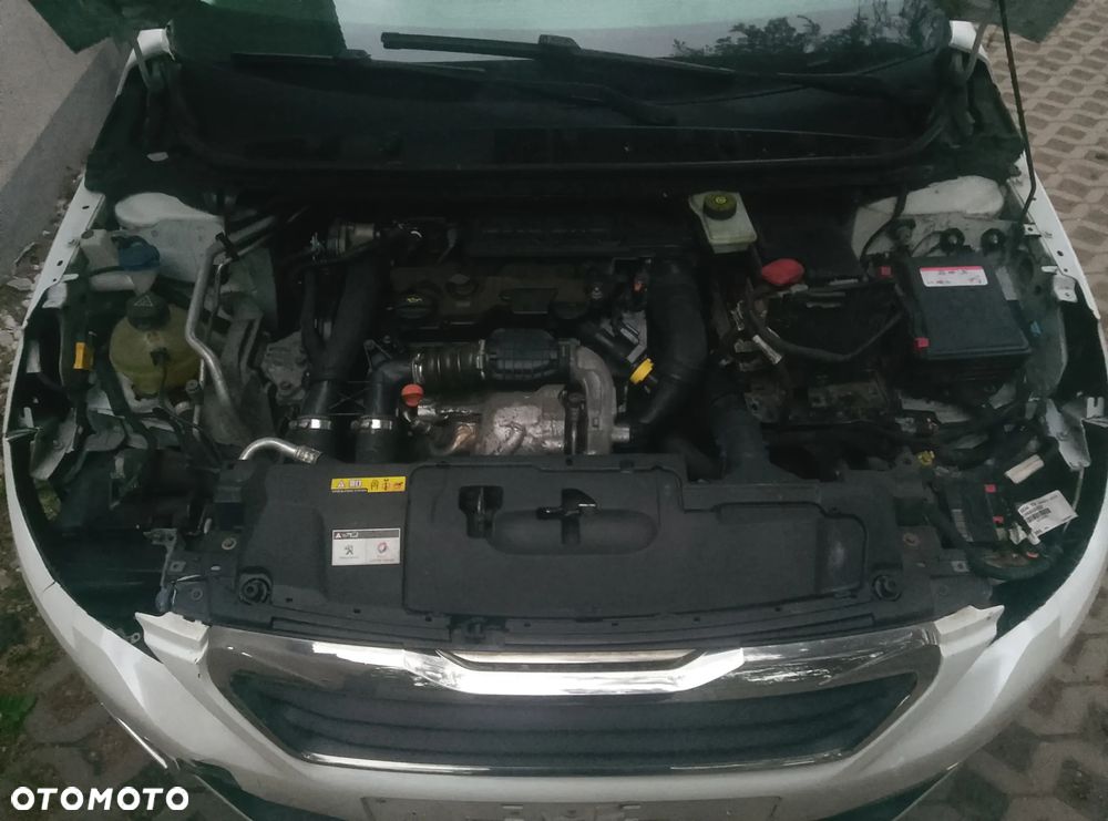 Peugeot 308 e-HDi 115 Stop & Start Allure - 14