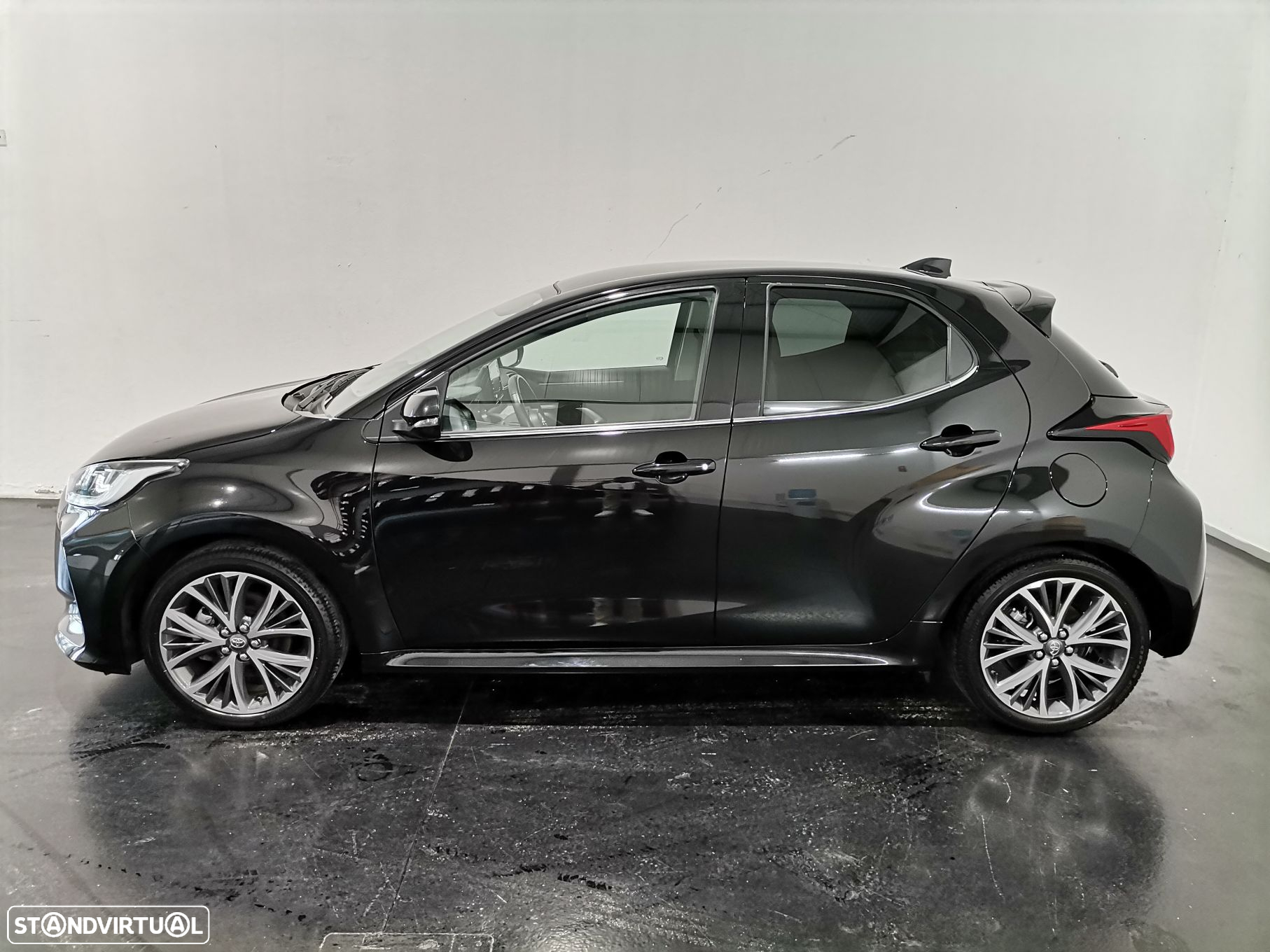 Toyota Yaris - 3