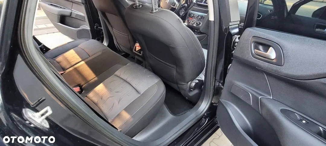 Citroën C4 1.2 e-THP Exclusive - 23