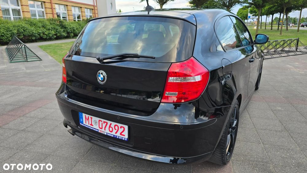 BMW Seria 1 116i Edition Sport - 16