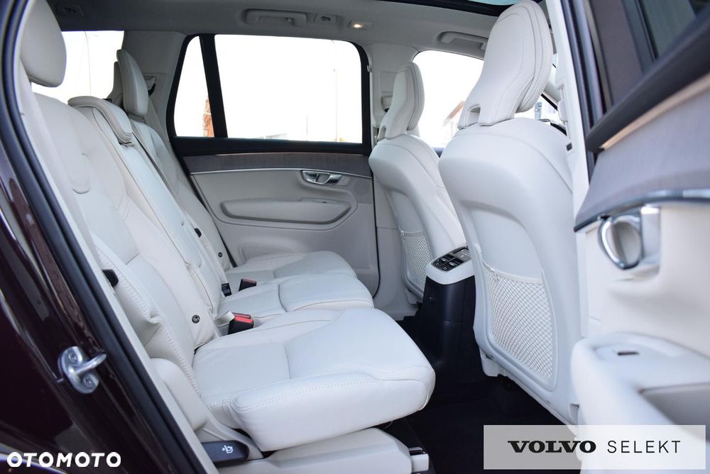 Volvo XC 90 - 24