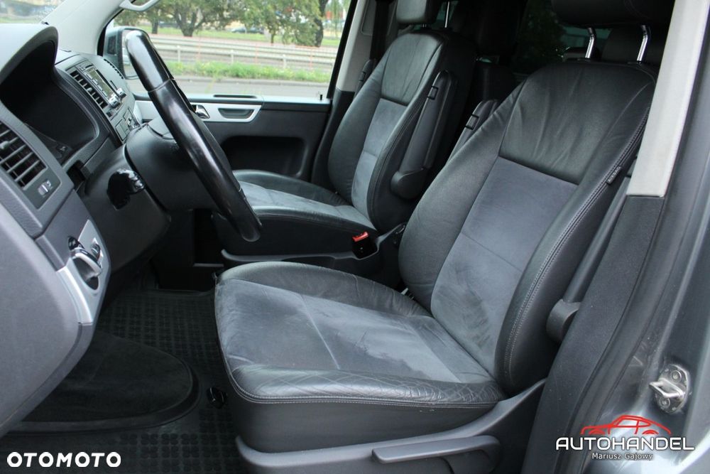 Volkswagen Multivan - 7