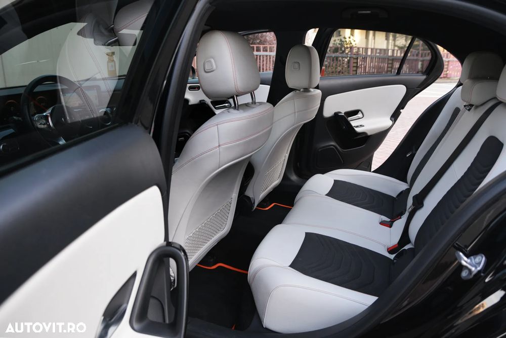 Mercedes-Benz A 180 d 7G-DCT AMG Line - 13