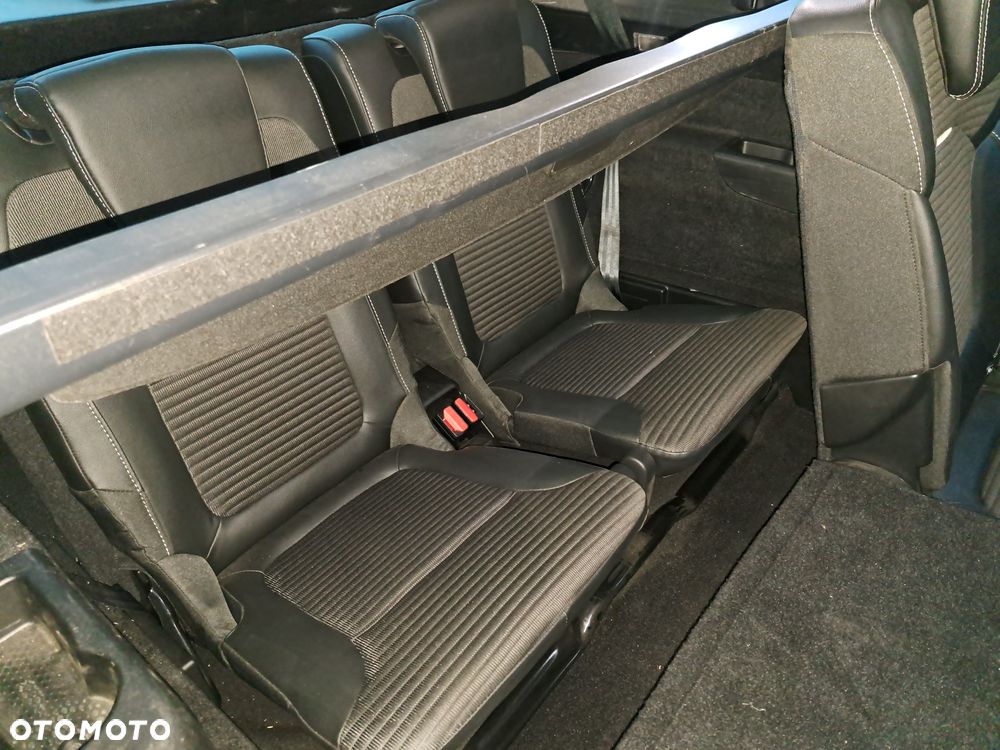 Renault Grand Scenic - 17