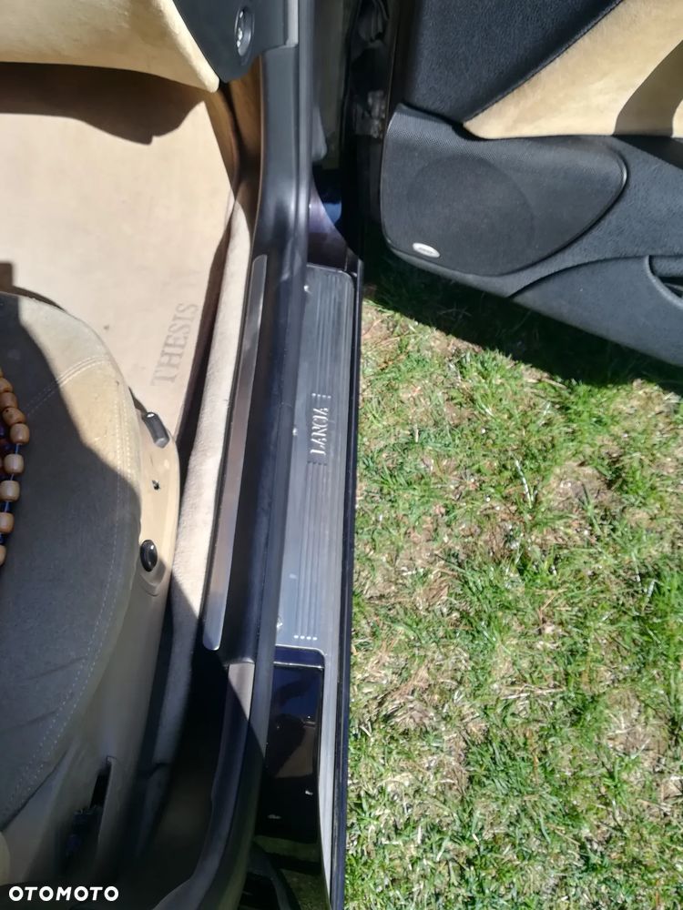 Lancia Thesis 2.4 JTD Emblema - 12