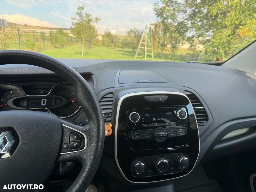 Renault Captur dCi Authentique - 4