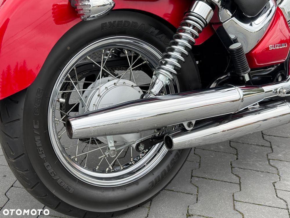 Suzuki Intruder - 6