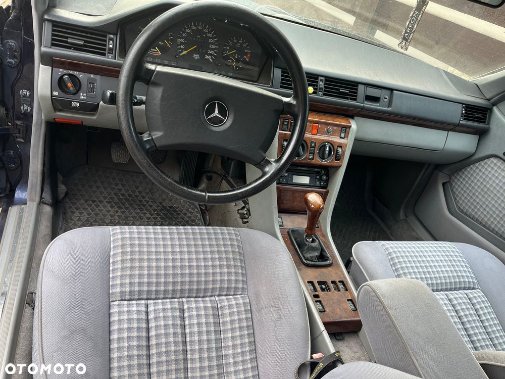 Mercedes-Benz W124 (1984-1993) - 4