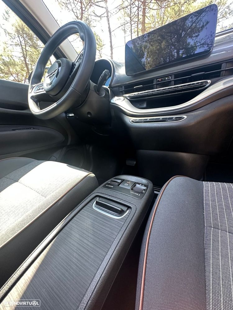 Fiat 500e C - 18