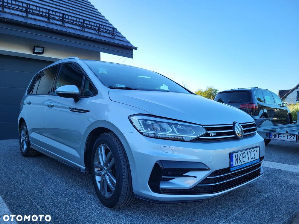 Volkswagen Touran - 18