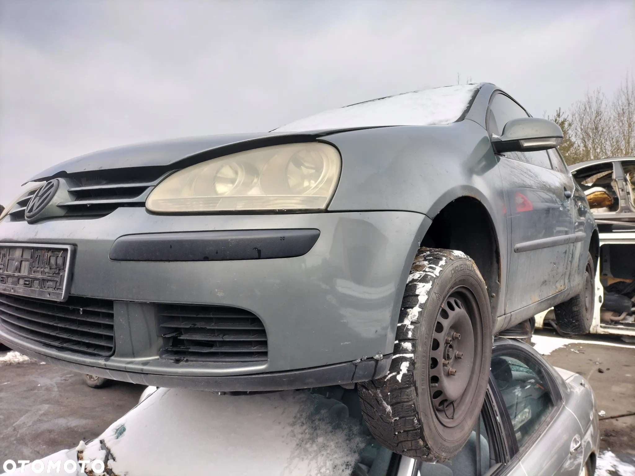 CAŁE AUTO NA CZĘŚCI DRZWI KLAPA BAGAŻNIKA LAMPY TYŁ ITP VW GOLF V 3D - 5