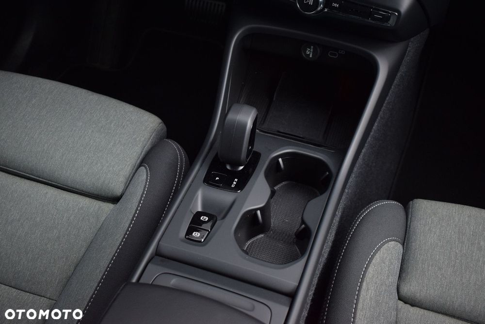 Volvo XC 40 - 11