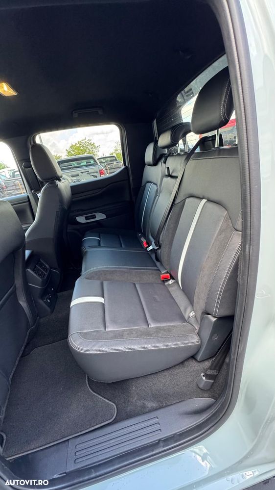 Ford Ranger 2.3 EcoBoost 278 CP 4x4 Double Cab PHEV Stormtrak - 10