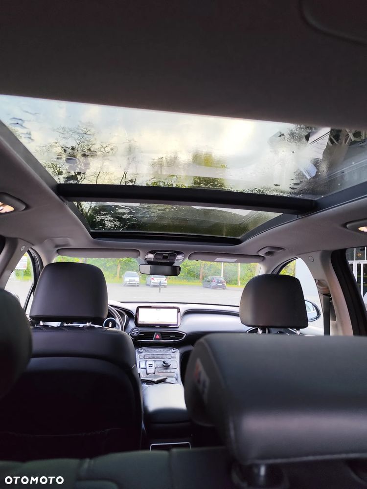 Hyundai Santa Fe 1.6 HEV 2WD SEVEN Signature - 9