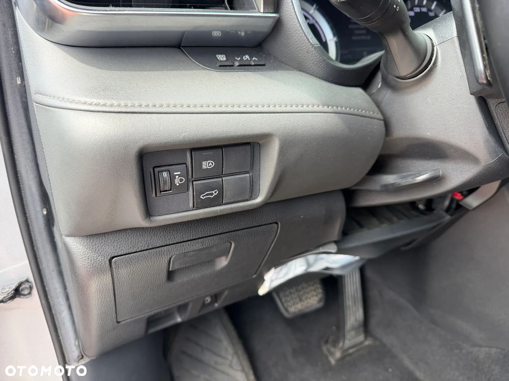 Toyota Highlander 2.5 Hybrid Executive - 7