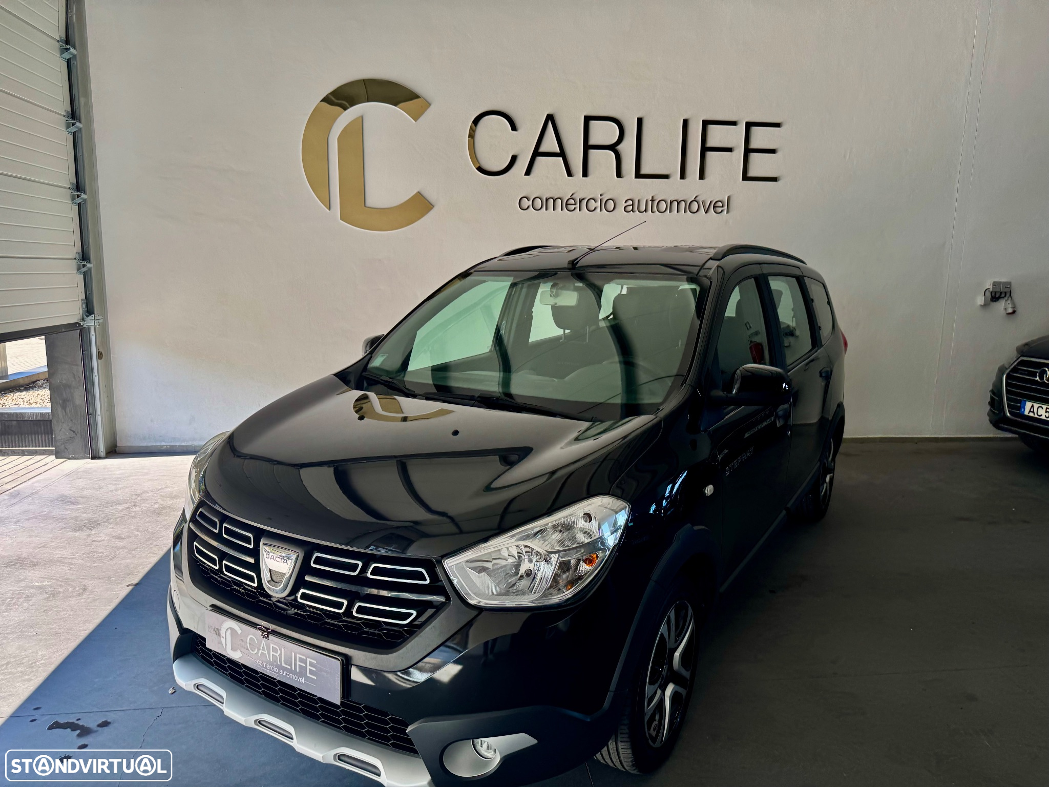 Dacia Lodgy 1.3 TCe Stepway 7L - 22