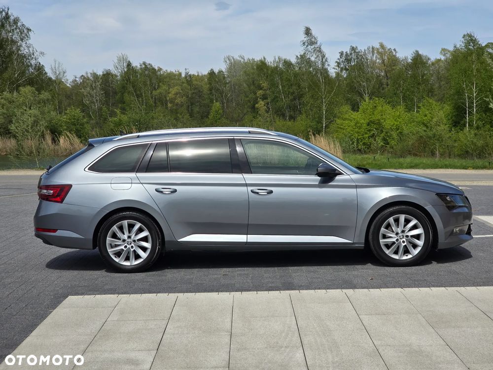 Skoda Superb 2.0 TDI 4x4 Style - 6