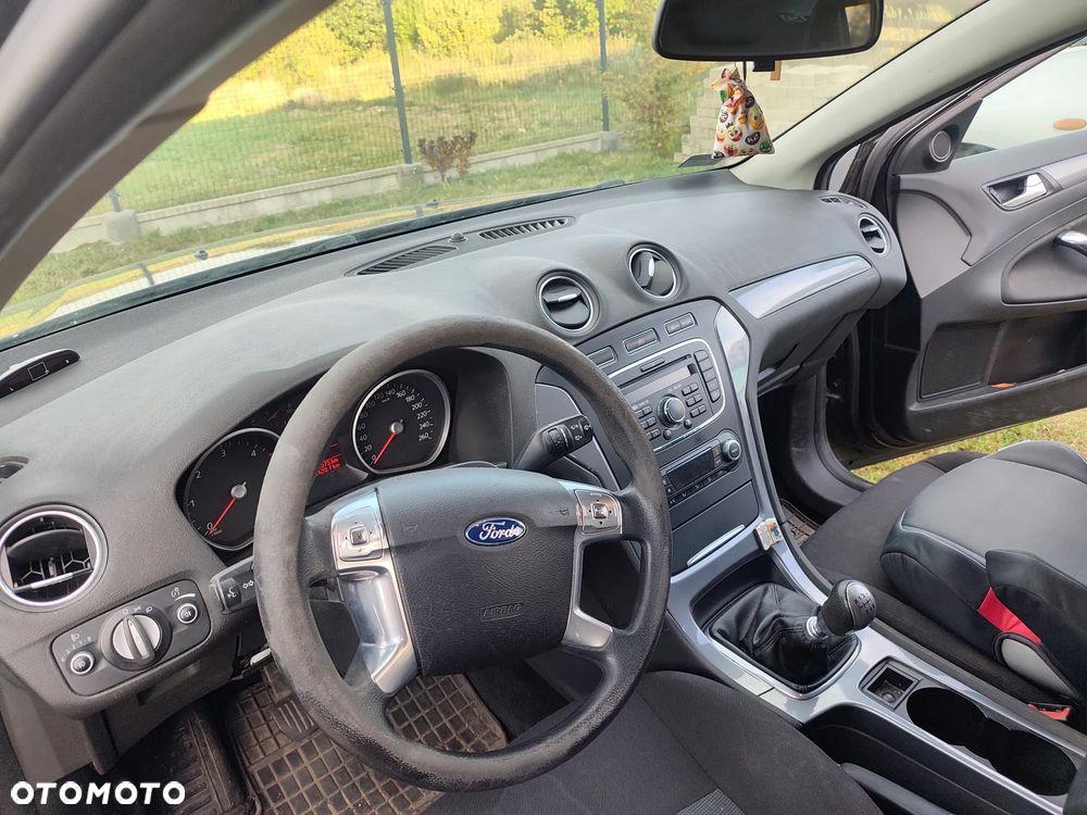 Ford Mondeo 2013