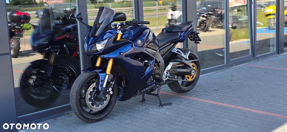 Yamaha FZ - 26