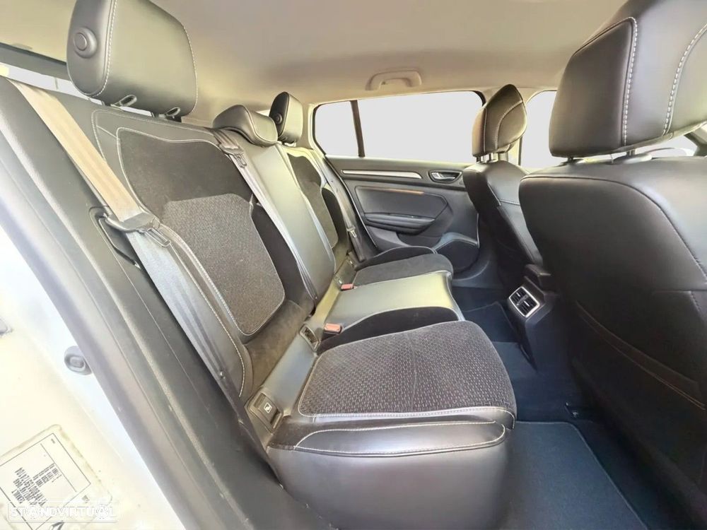 Renault Mégane Sport Tourer ENERGY TCe 130 INTENS - 15