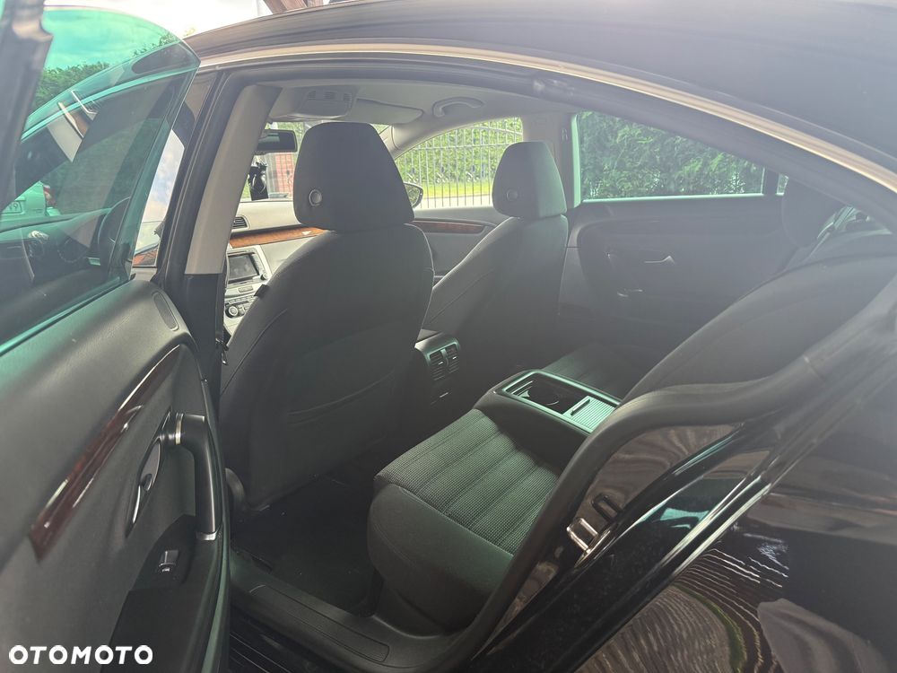 Volkswagen Passat CC - 14