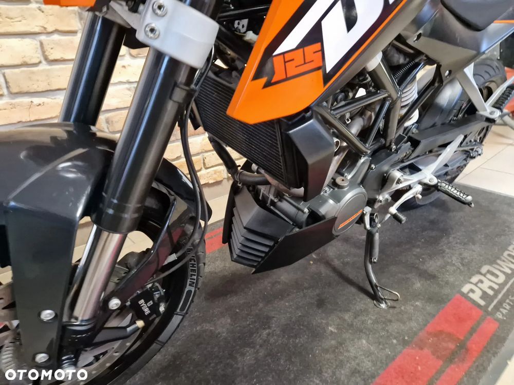 KTM Duke 125 - 16
