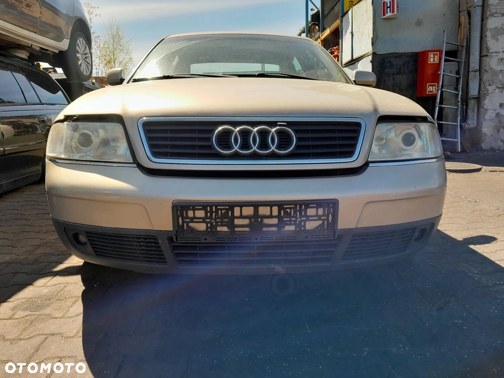 Zderzak przedni AUDI A6 C5 97-01r. LY1T - 1