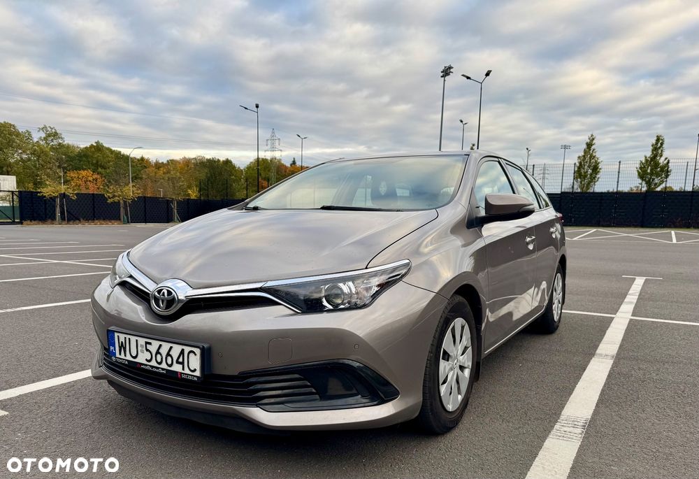 Toyota Auris 1.4 D-4D Active - 1