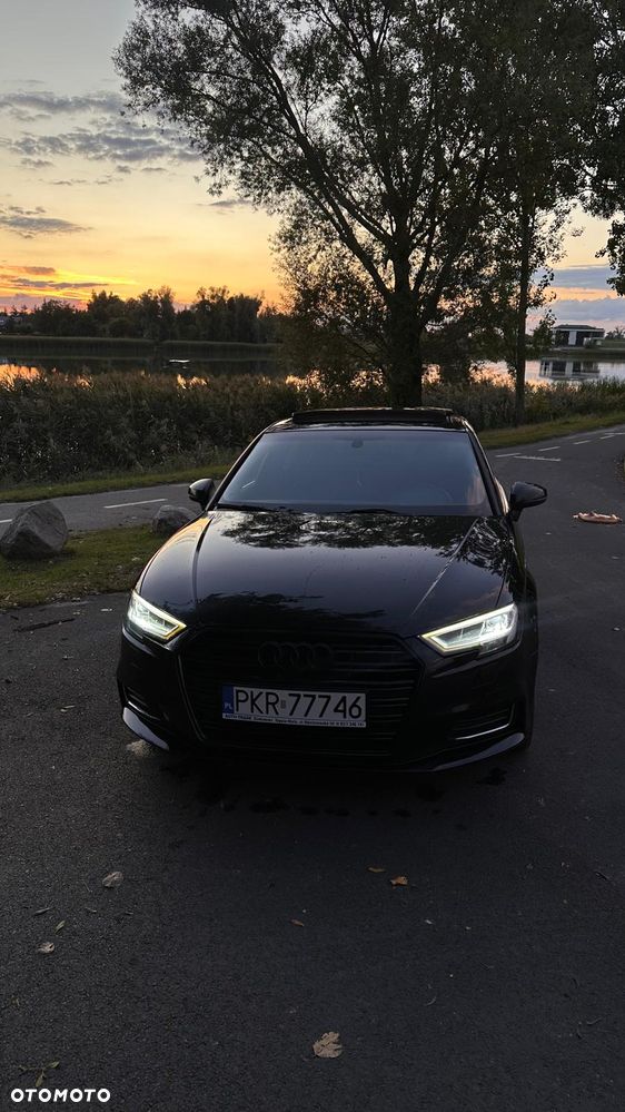 Audi A3 Sportback 2.0 TDI S tronic - 17