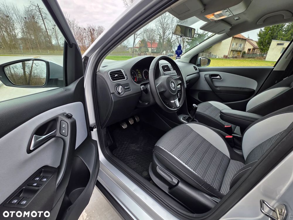 Volkswagen Polo Cross - 12