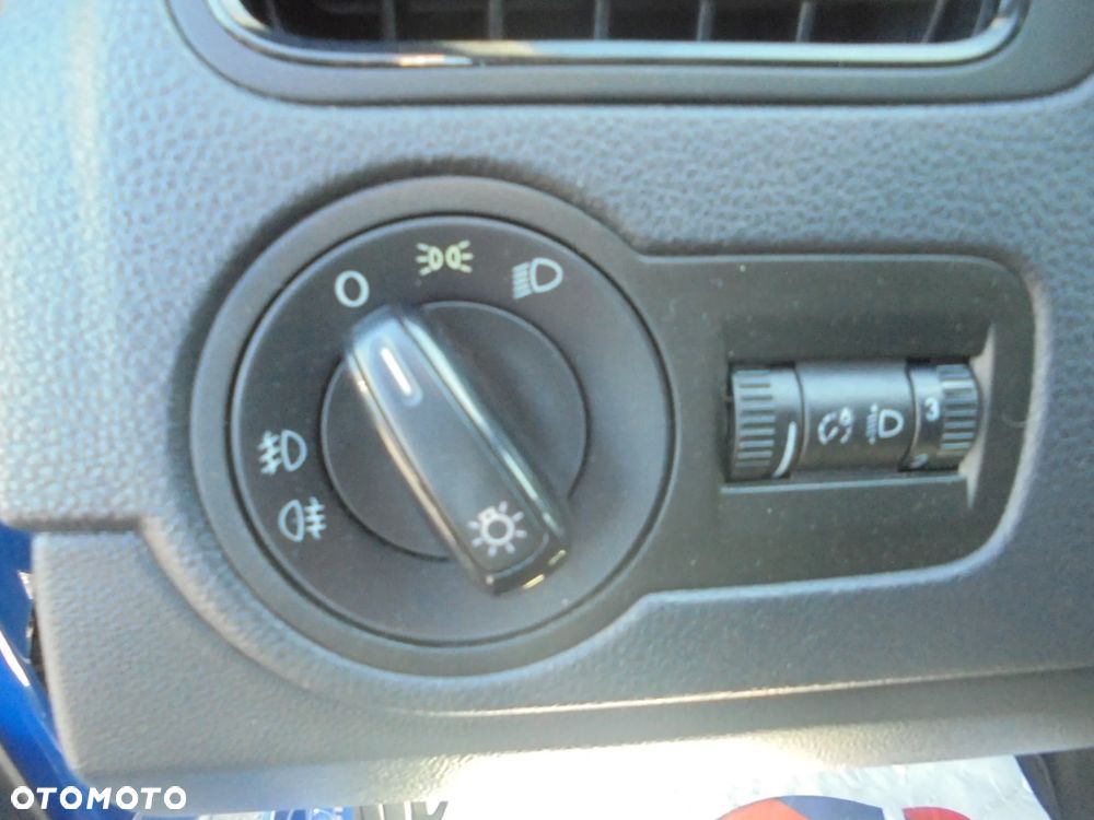 Volkswagen Polo - 8