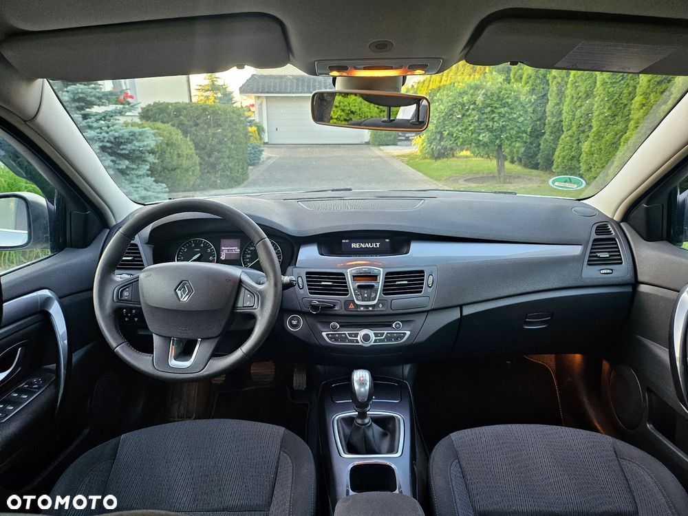 Renault Laguna 1.6 Authentique - 12