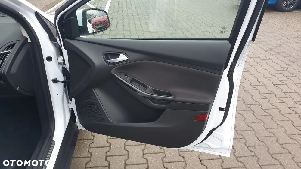 Ford Focus 1.5 EcoBoost STart-Stopp-System Titanium - 16