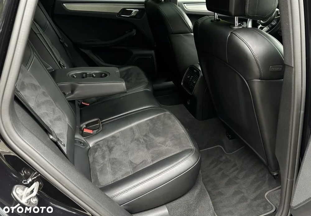 Porsche Macan GTS PDK - 18