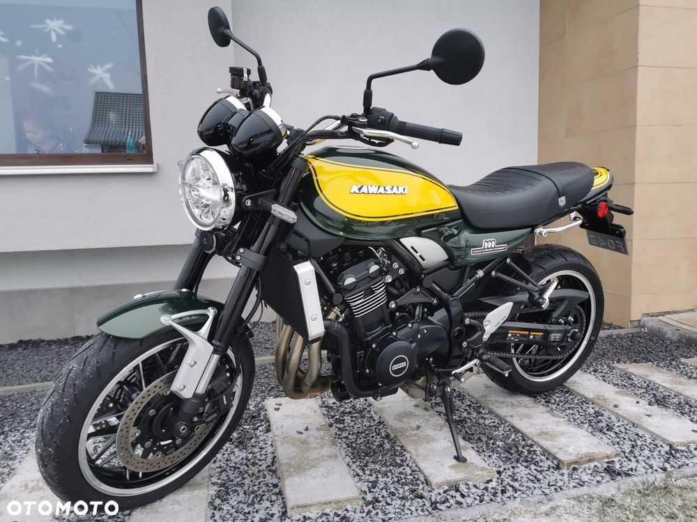 Kawasaki Z 900 RS - 3