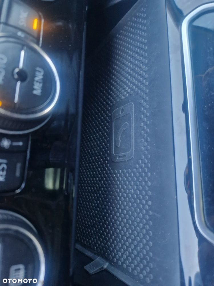 Volkswagen Passat 2.0 TDI (BlueMotion Technology) DSG Comfortline - 33