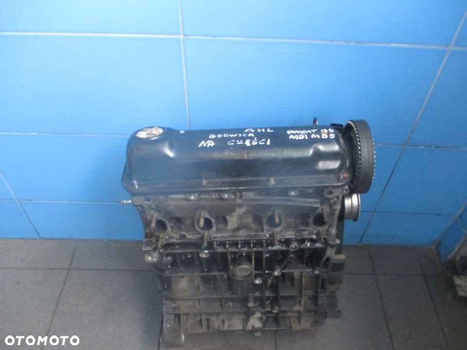 Głowica silnika 1.6 AHL VW Passat B5 - 1