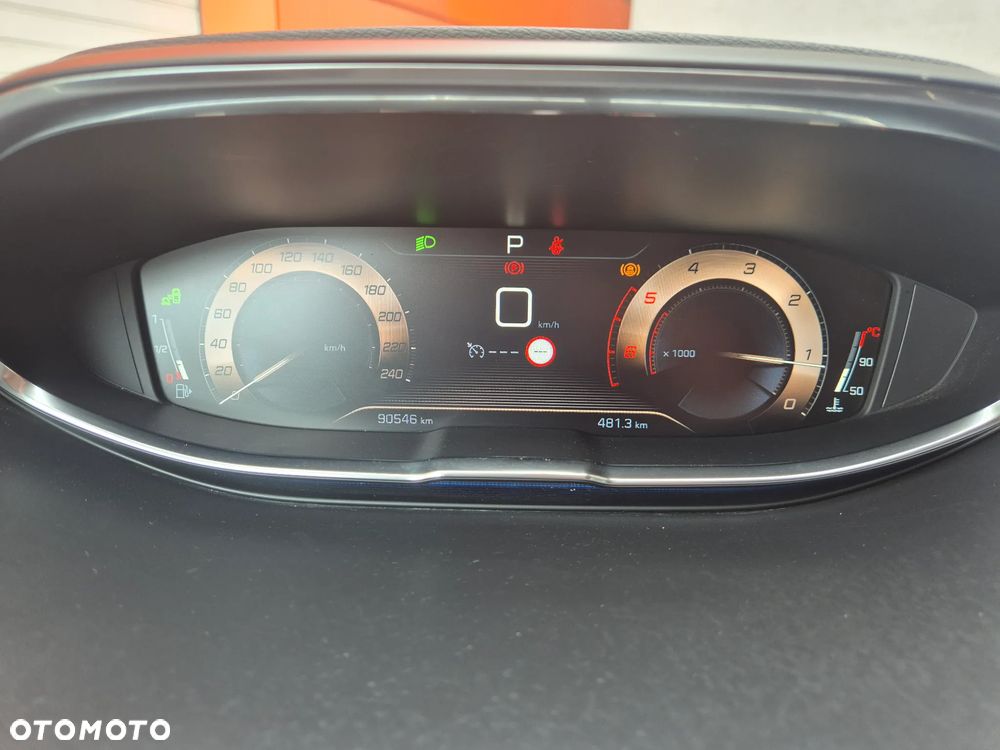 Peugeot 5008 BlueHDi 180 EAT8 GT - 29