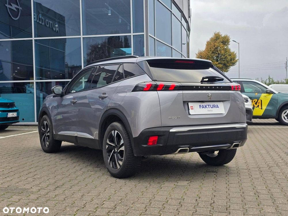 Peugeot 2008 1.2 PureTech Allure S&S EAT8 - 4