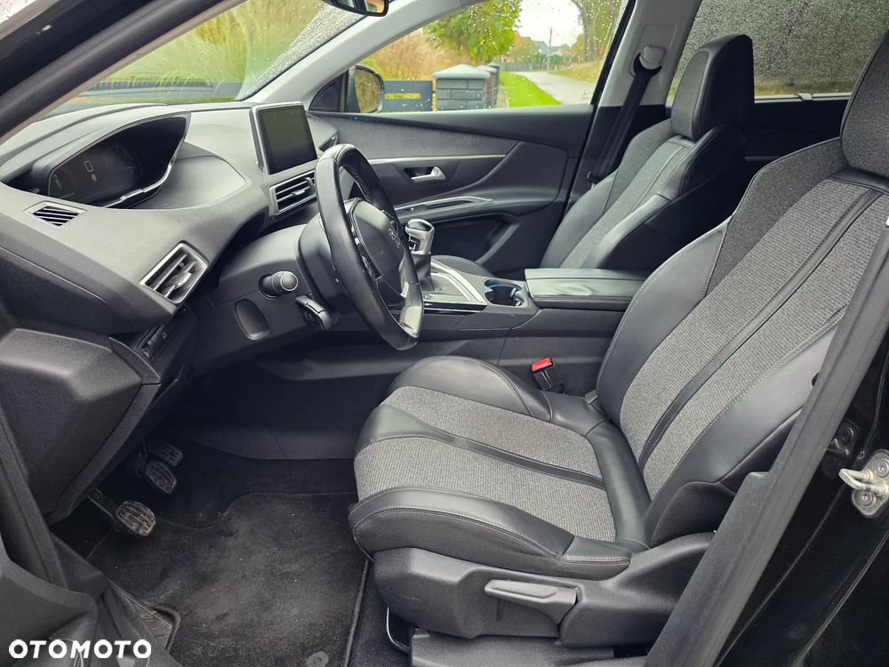 Peugeot 5008 HDI 115 Allure - 15