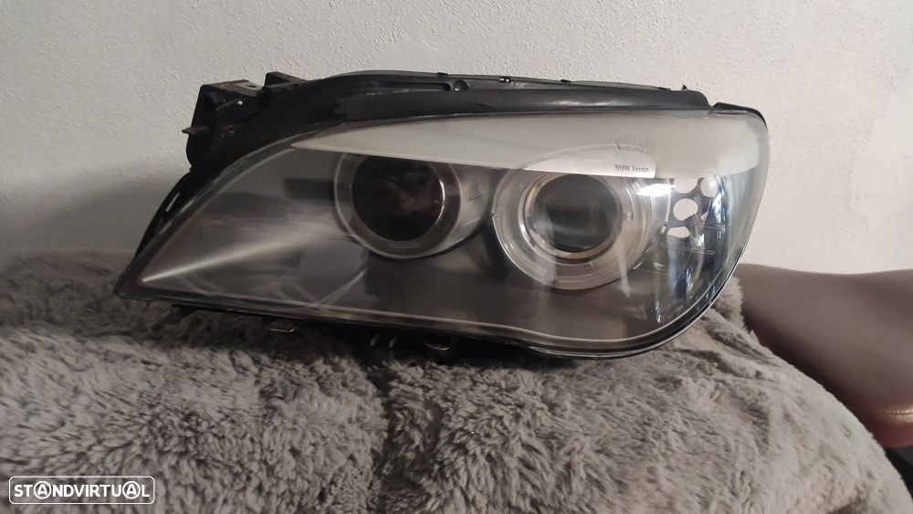 Farol direito BMW série 7 F01 bi-xenon led - 1
