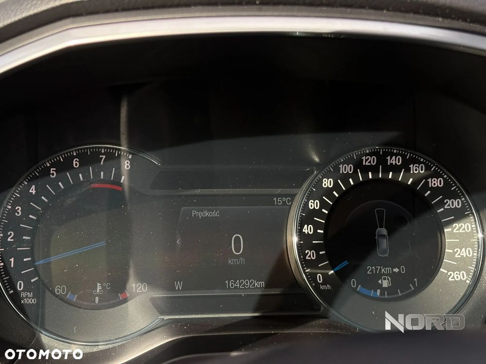 Ford Galaxy 1.5 EcoBoost Titanium - 27