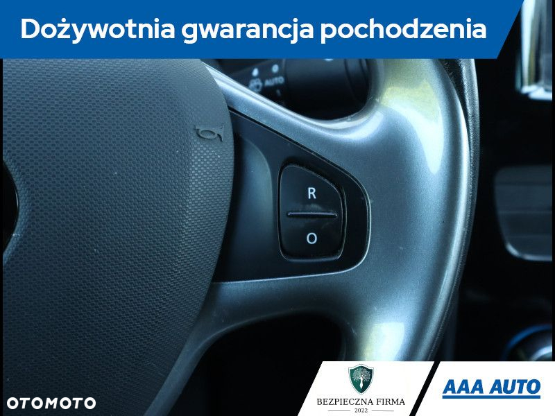 Renault Clio - 22